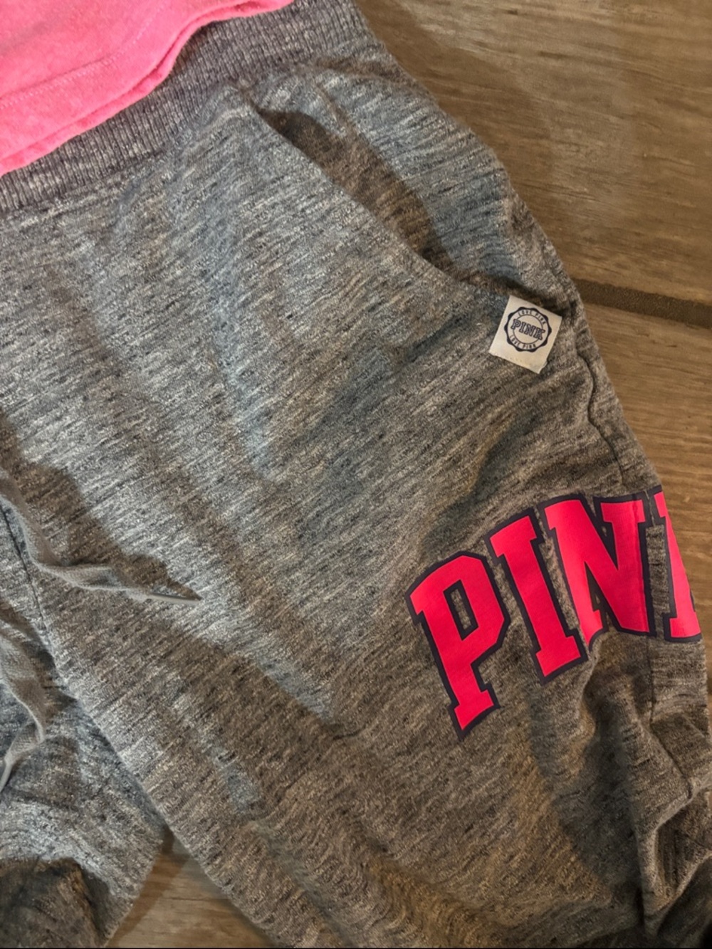PINK Victoria's Secret Gray Sweatpants with Hot Pink Logo - Picture 2 of 4